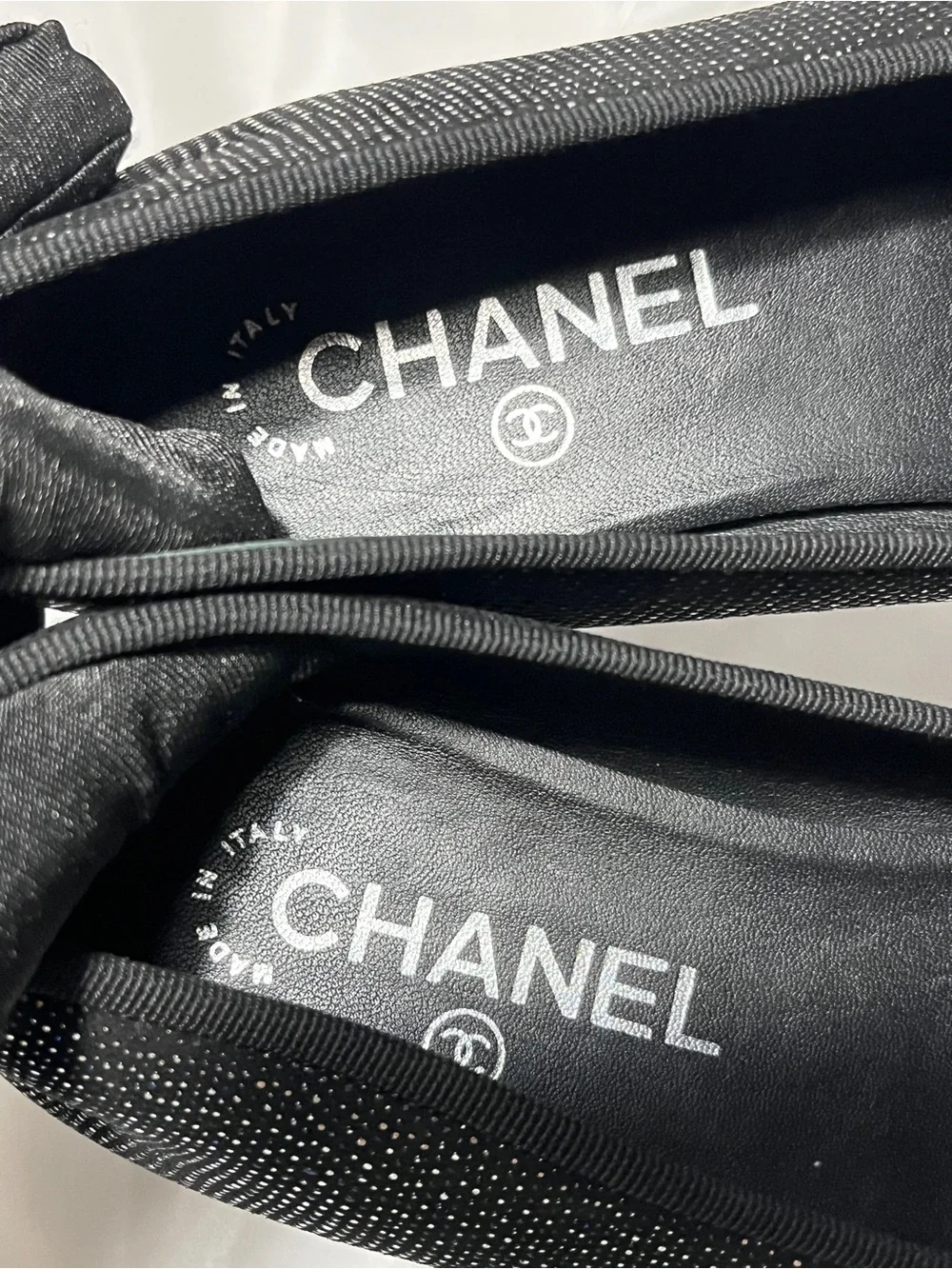 CHANEL Black Bow Cap-Toe Ballet Flats with CC Logo